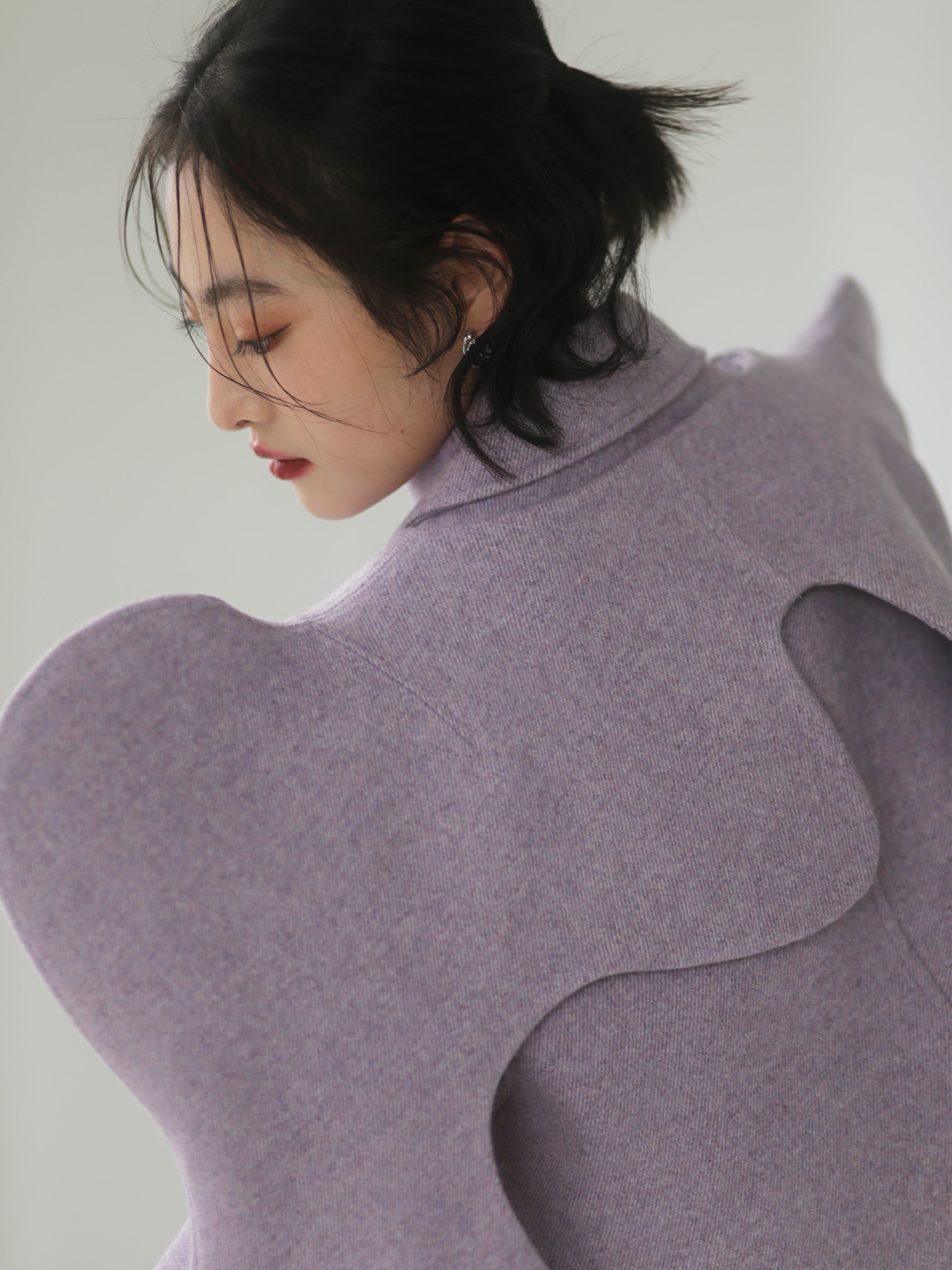 기하학적 아크 중공 2 피스 짧은 모직 코트