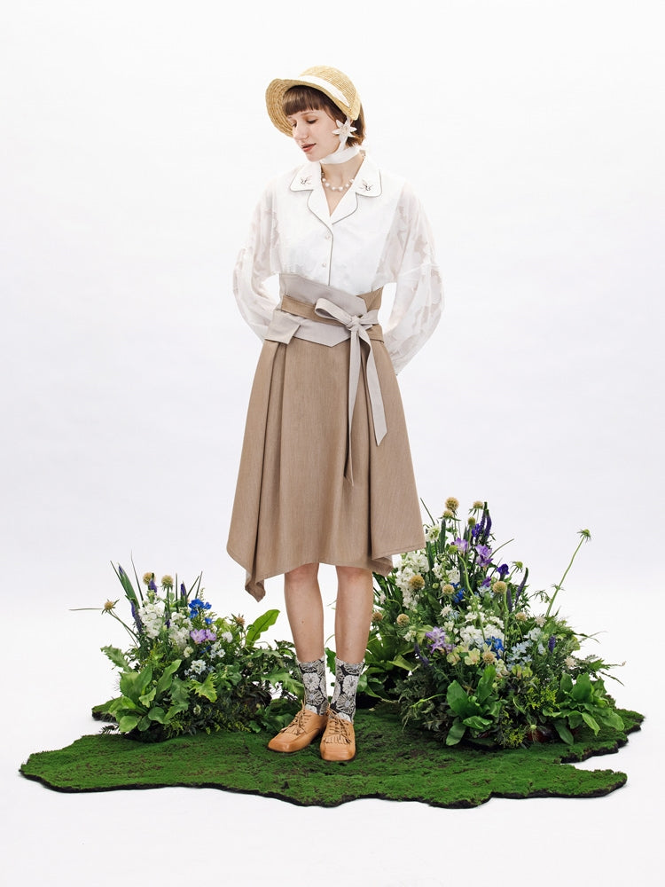 Schiere Stickerei Femineine Bluse