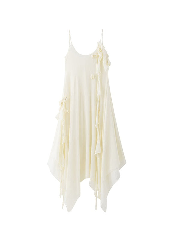 Asymmetrie -Schlupf -Kleid