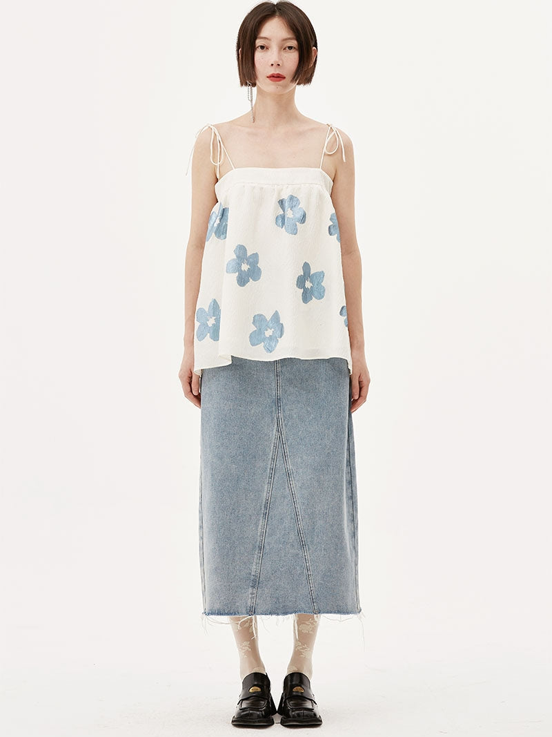 꽃 틈새 카미솔