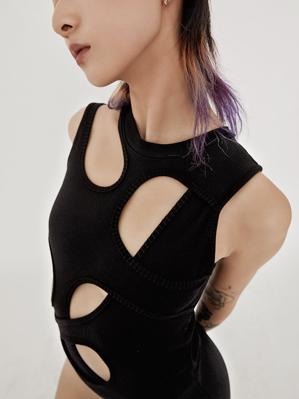 중공 멀티 레이어 불규칙한 드레스