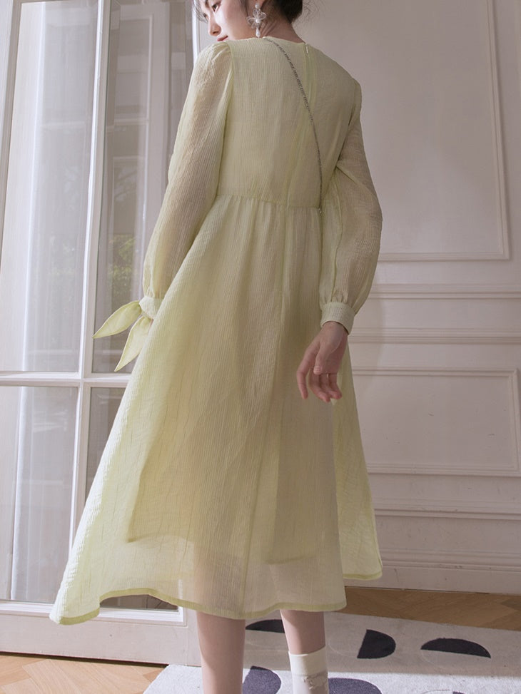 Dünnhülle Hohlbandkleid