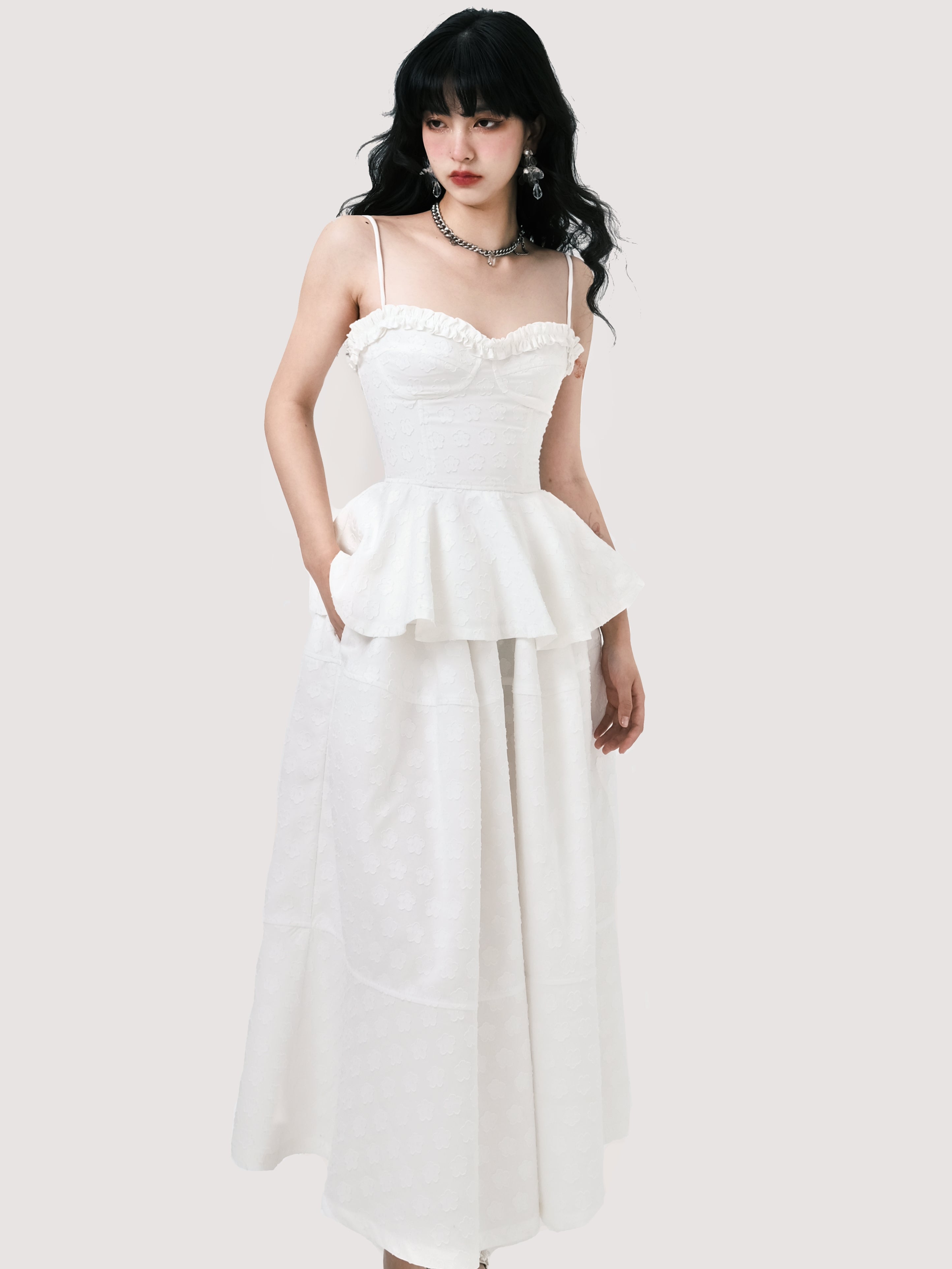 Top à suspense et jupe longue