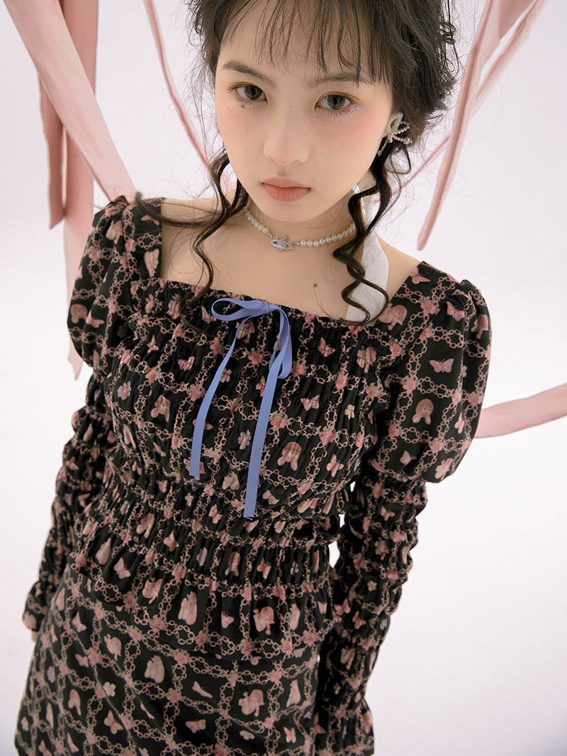 Falten Sie eine Bluse mit Schaufelschotter