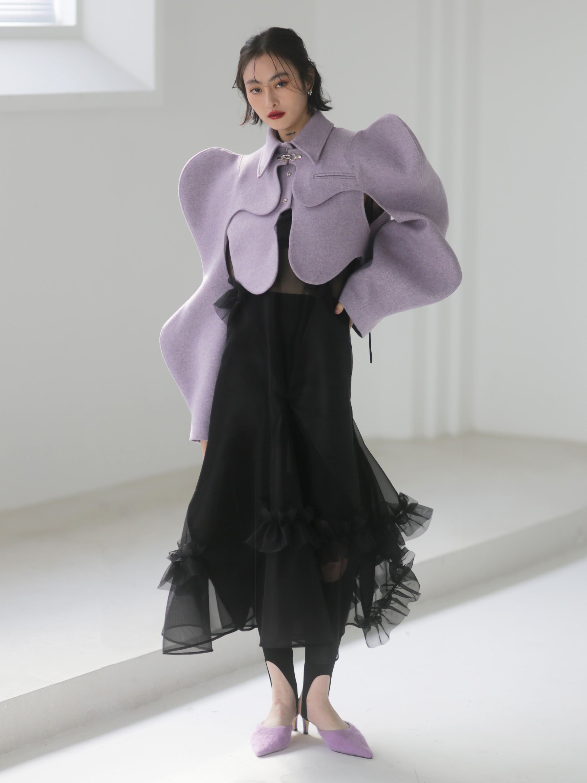 기하학적 아크 중공 2 피스 짧은 모직 코트