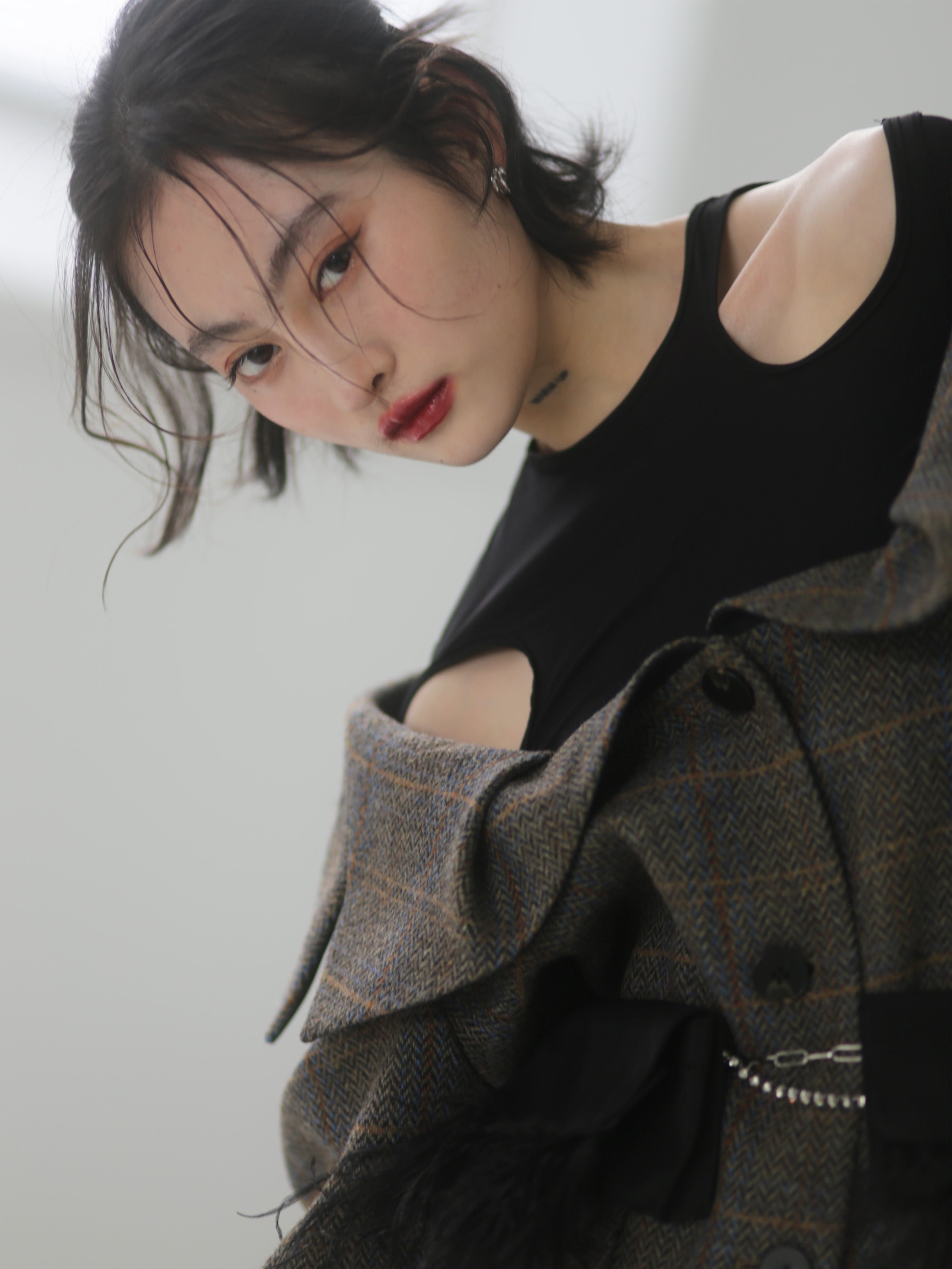 THREE-DIMENSIONAL GENEROUS COLLAR PLAID WOOL LONG COAT