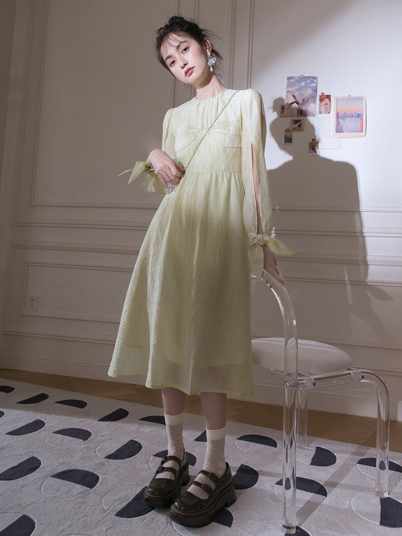 Dünnhülle Hohlbandkleid