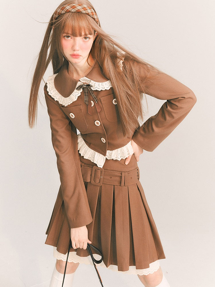 Veste courte à lame et jupe à plis