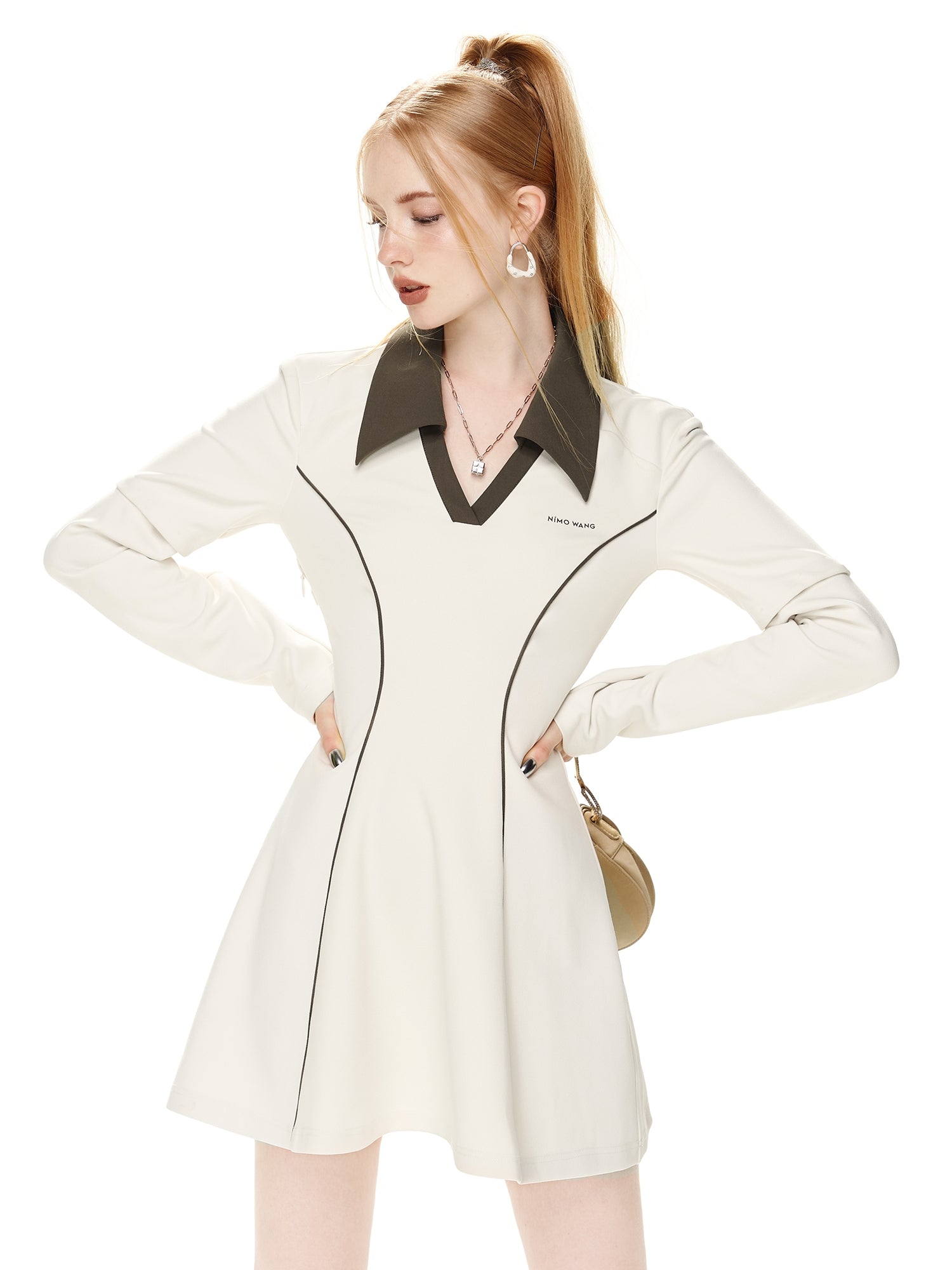 Abnehmbare Härte Polo -Kragenkleid