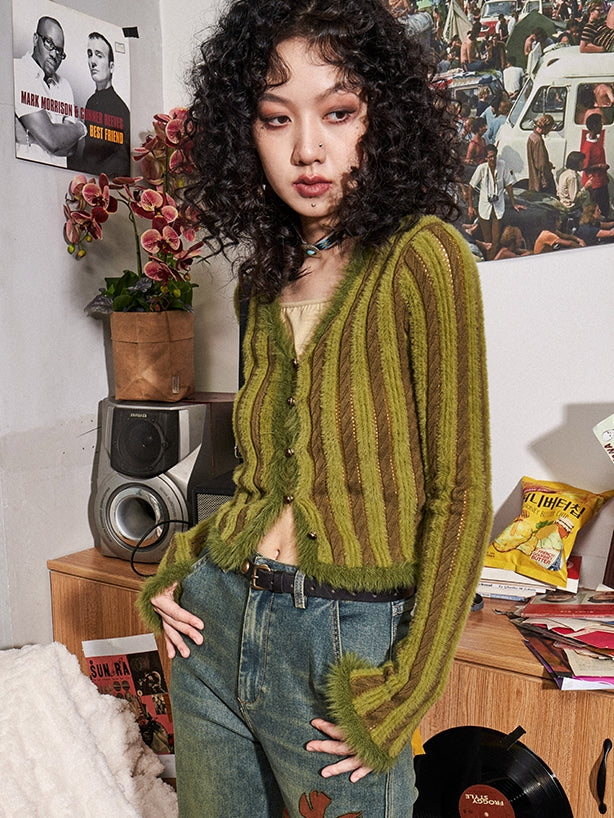 Retro V-Neck-Strickjacke