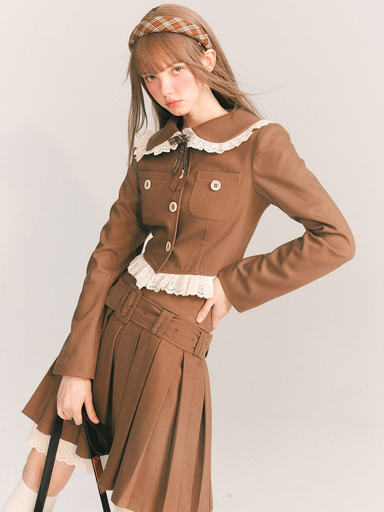 Veste courte à lame et jupe à plis