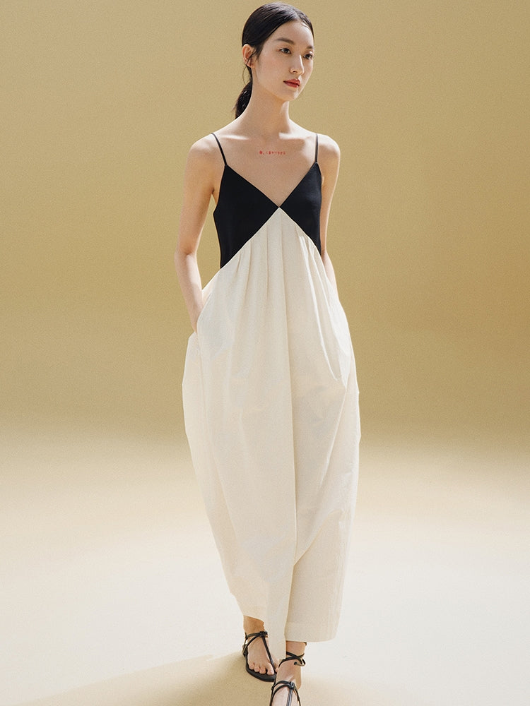 V-Neck 서스펜더 드레스