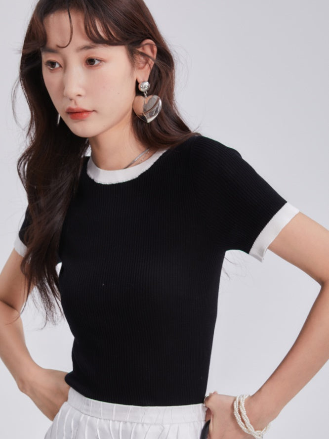 Short-Sleeed Slim-fit Bottoming Knitted Top