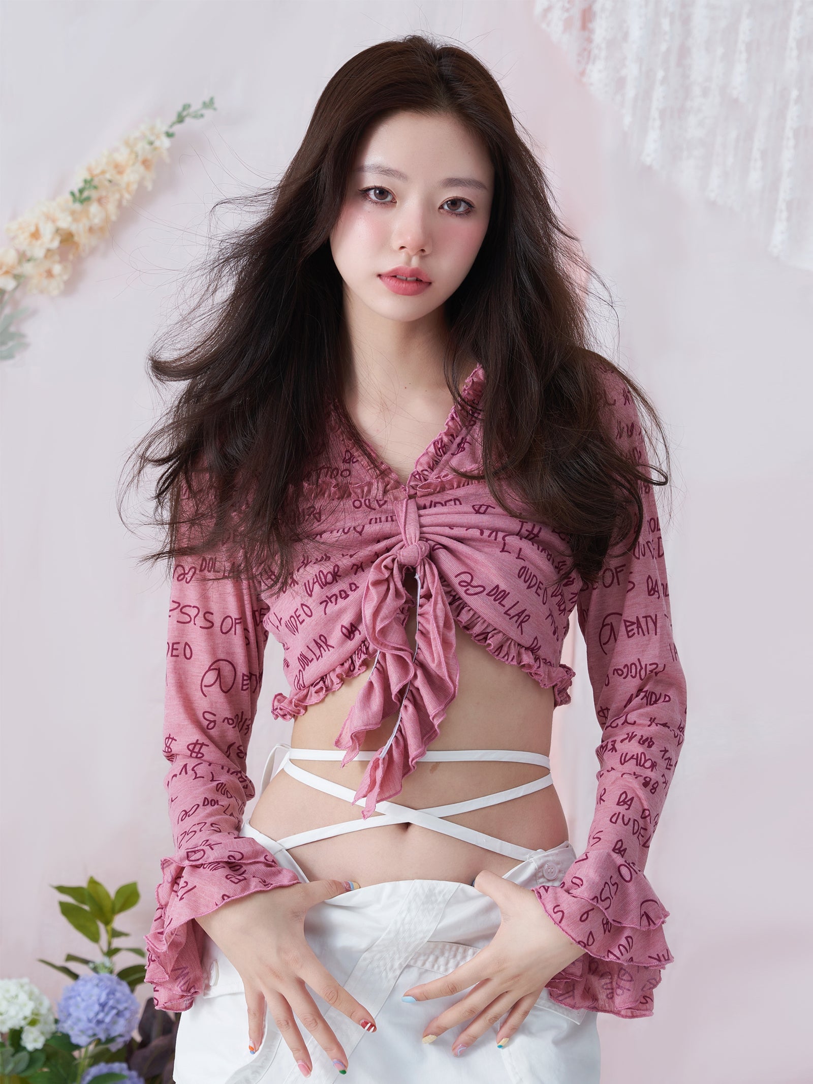 Kumpelte Rüschen niedliche Flare-Ärmel-Tops