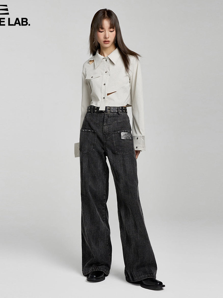 높은 허리와 넓은 다리 청바지