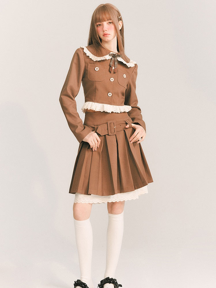 Veste courte à lame et jupe à plis