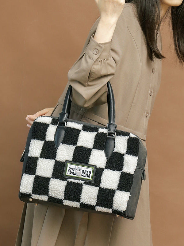 격자 무늬 지퍼 토트 백