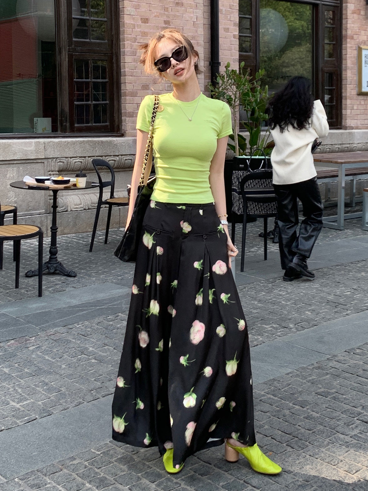 Dehnen Sie die grundlegende kurzarmige T-Shirt mit schlankem T-Shirt