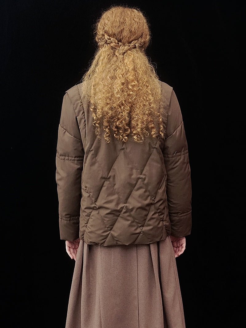 짧은 가벼운 다운 재킷