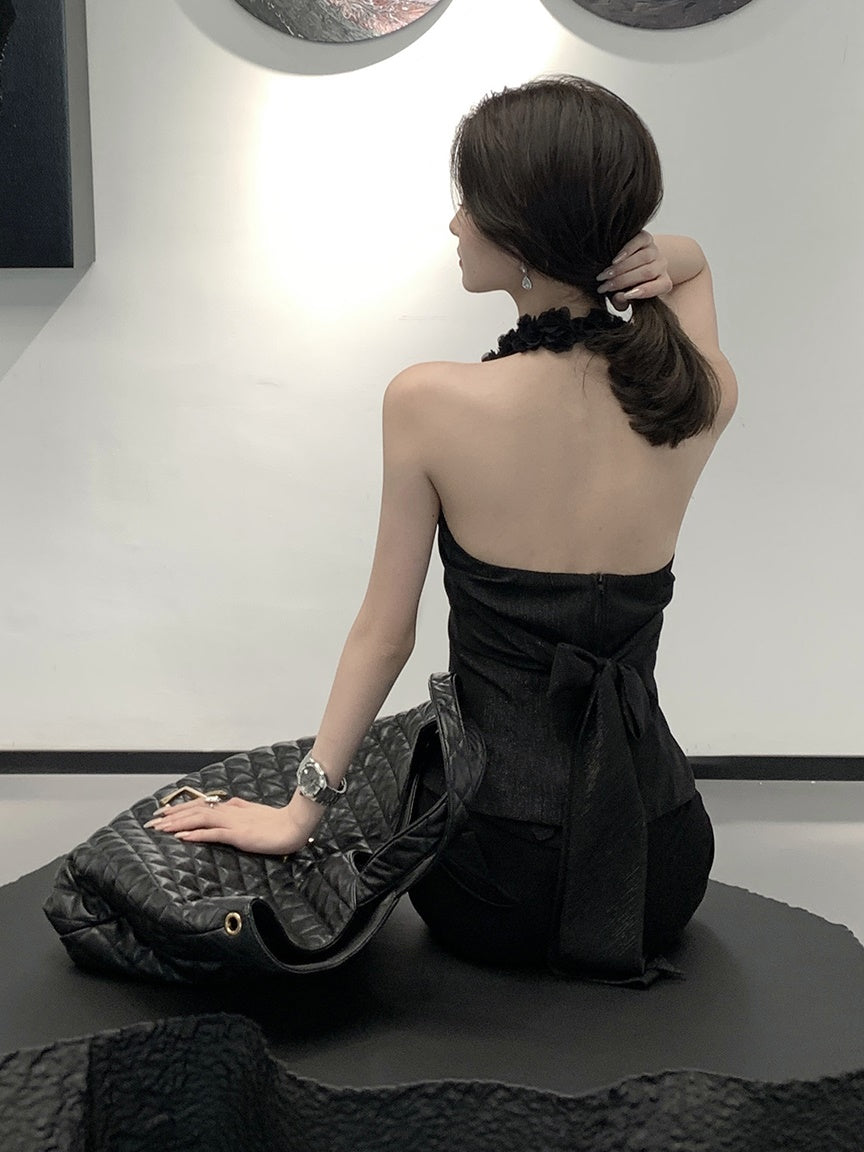 Hanging Neck SleevelessTop & Cake Skirt