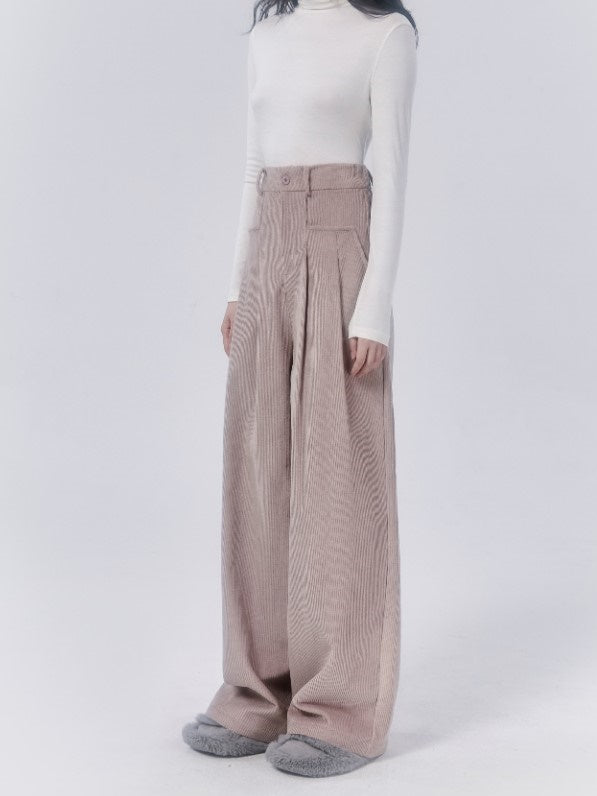 Cord-Hose mit hohen taillierten Weitbeinen