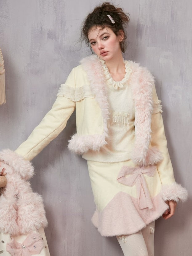 Veste et jupe rembourrées en fourrure