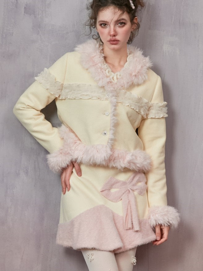 Veste et jupe rembourrées en fourrure