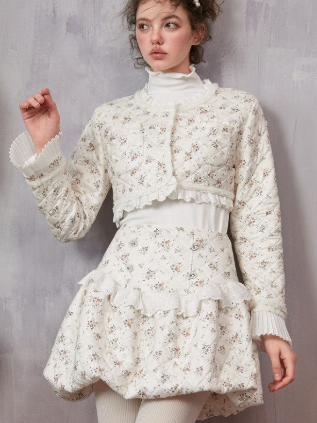 Veste courte et jupe courte en coton floral sans col
