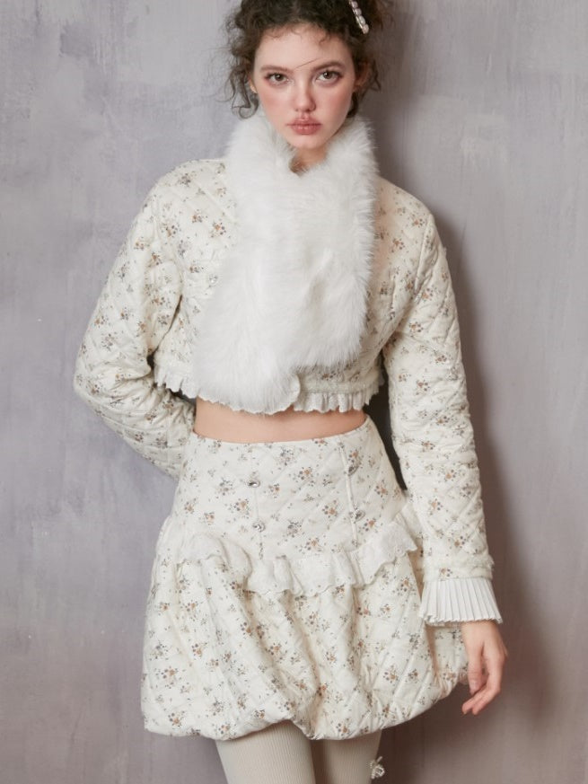 Veste courte et jupe courte en coton floral sans col