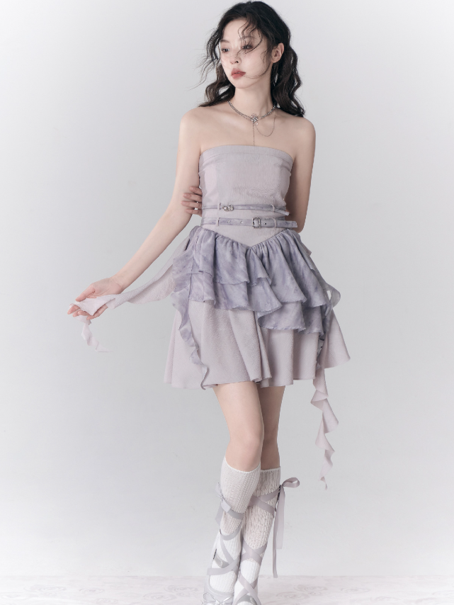 Robe de haut de ruban de volant et gilet de soutien-gorge