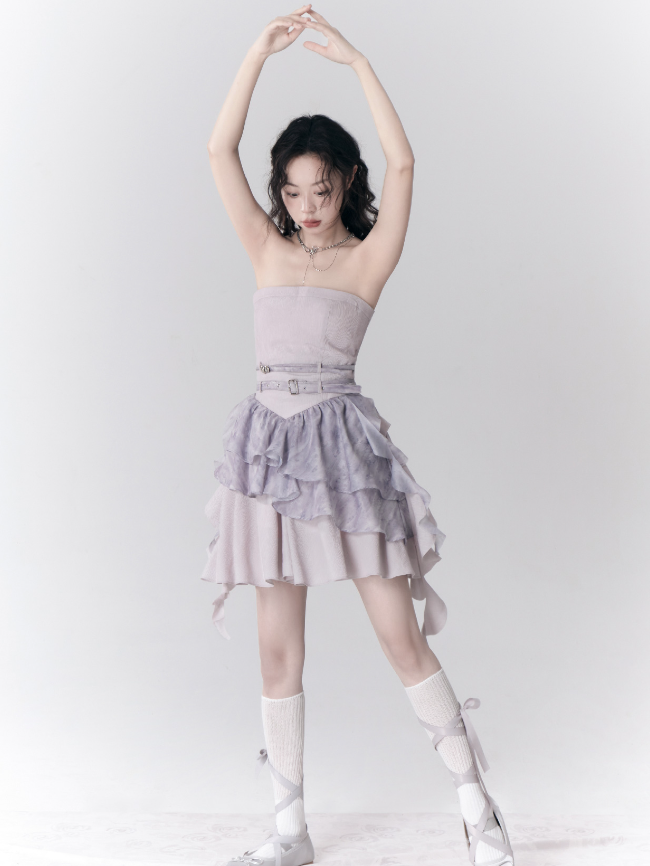 Robe de haut de ruban de volant et gilet de soutien-gorge