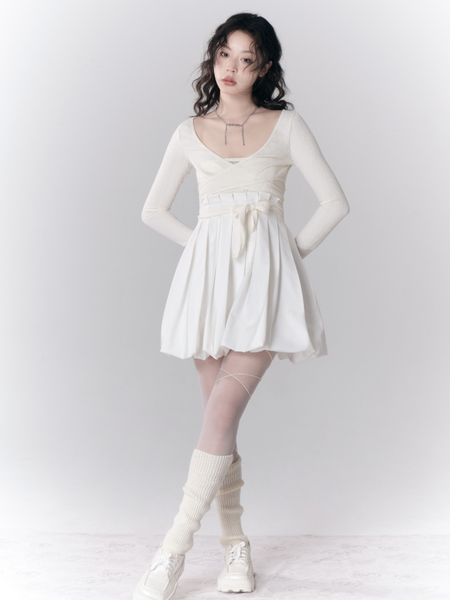 COLOR-MATCHED STRAPPY KNITTED SHORT TOP & ASYMMETRY SKIRT