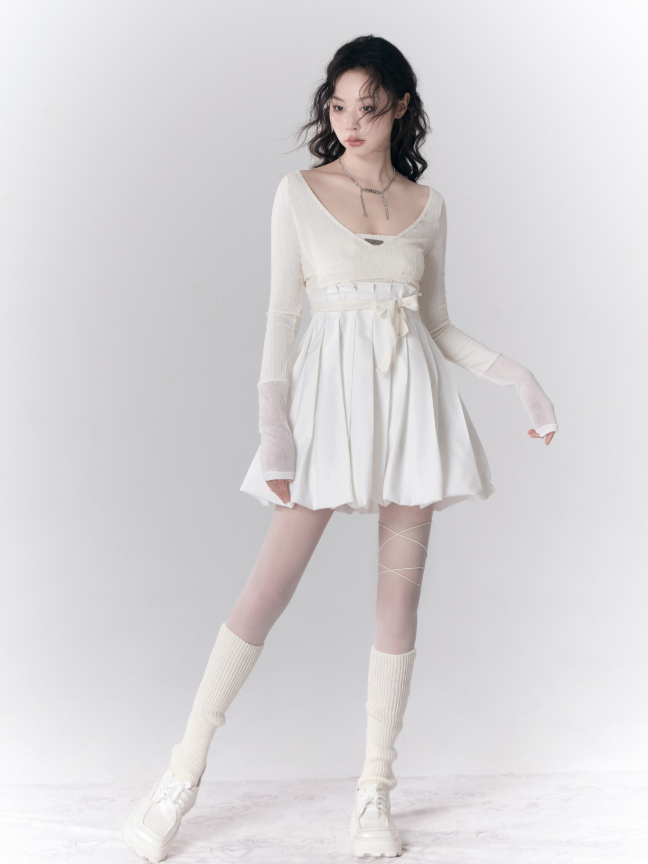 COLOR-MATCHED STRAPPY KNITTED SHORT TOP & ASYMMETRY SKIRT