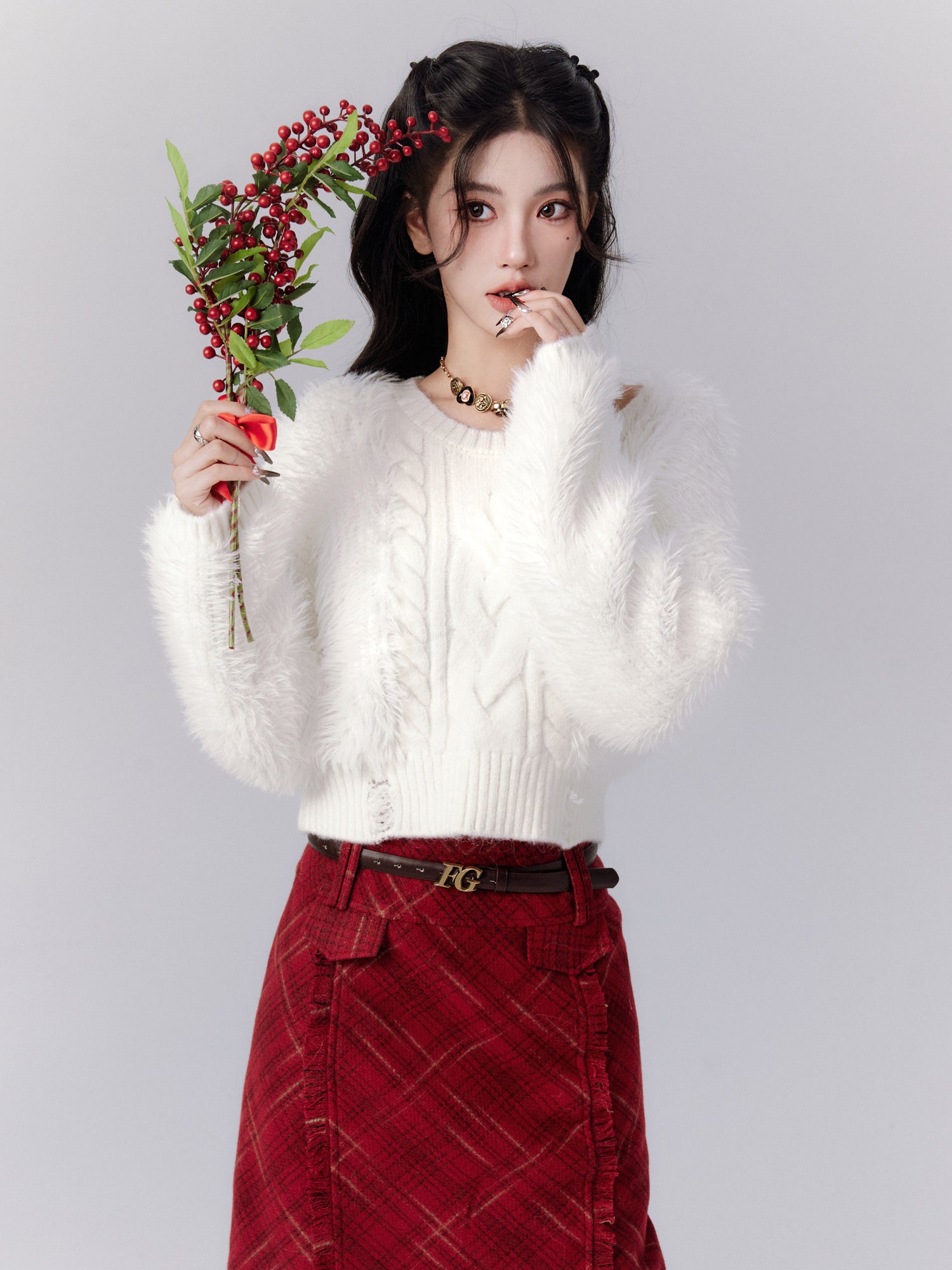 Open-Shoulder Fluffily Classy Short Mohair-Knit Cable-Knit