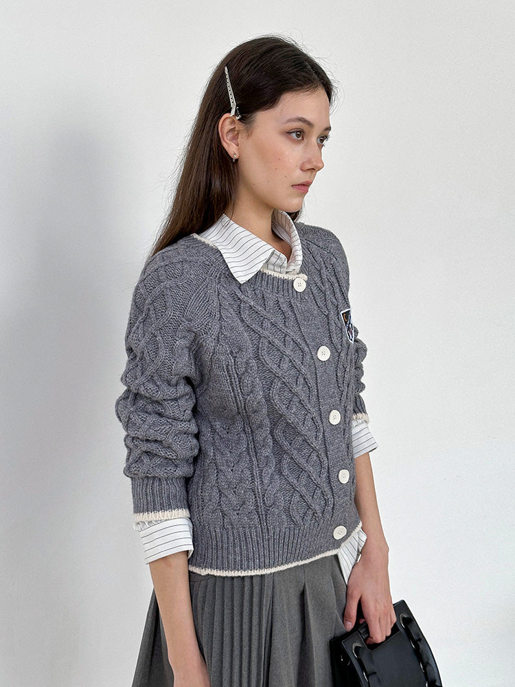 Cable-Knit Crew-Neck Simpla Patch Cardigan