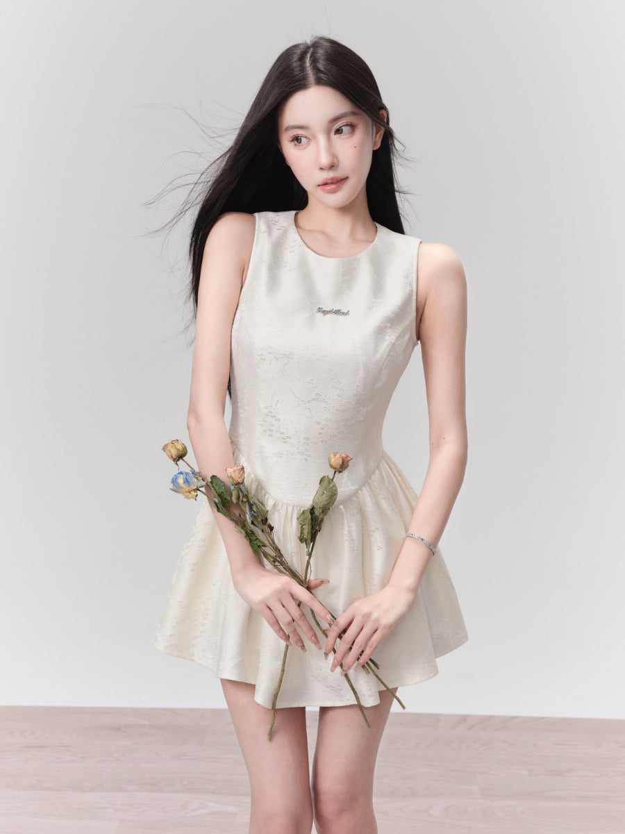 Embroidery Flower No-Sleeve Round-Neck Flare Short One-Piece