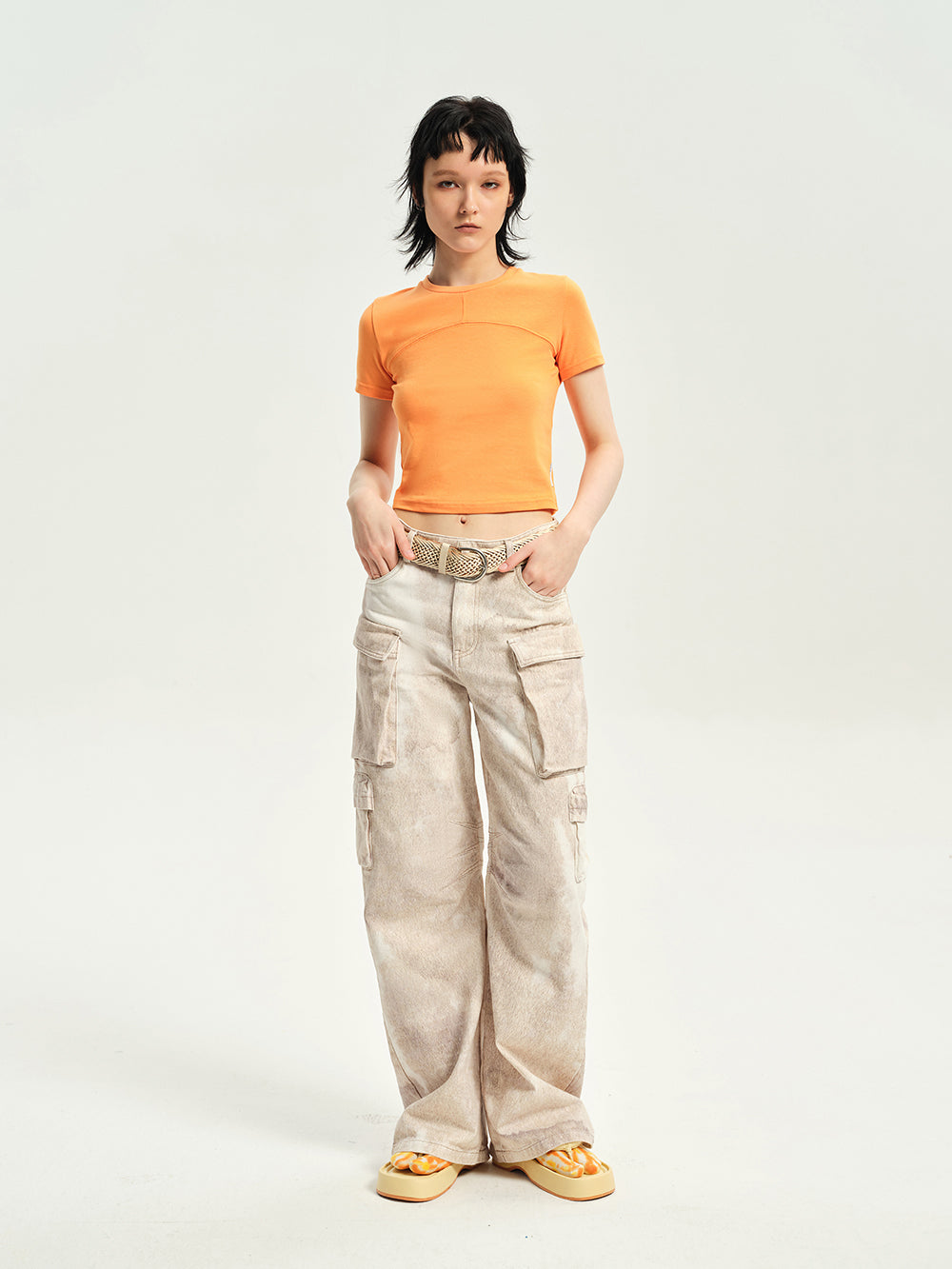 Crew-neck Cropped Plain T-shirt