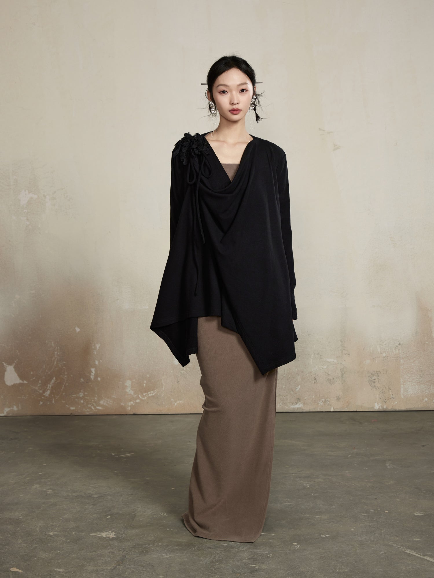 Flower-Motif Classy Loose Asymmetry Drape Cardigan