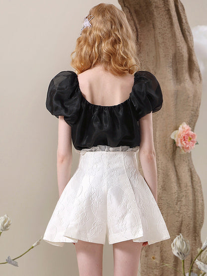 Embroidery Lace Flare Pleats Short-Pants