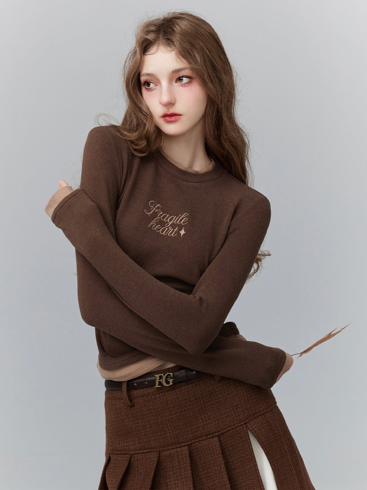 Fake-Layered Crew-Neck Embroidery Chic Warm Cutsew