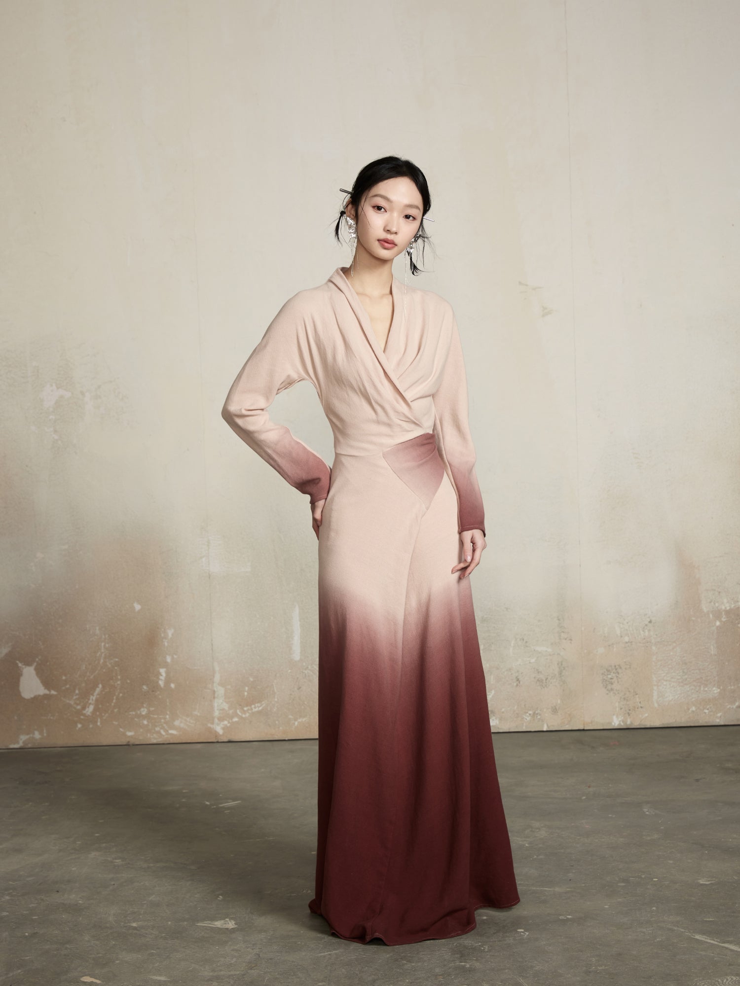 Cache-Coeur Classy Gradation Slim Elegant Long One-Piece