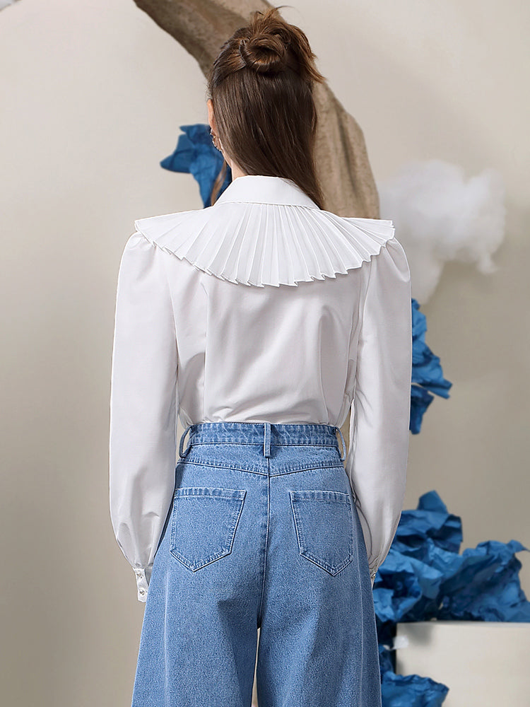 Pleats-Collar Ribbon Bijou Cute Blouse