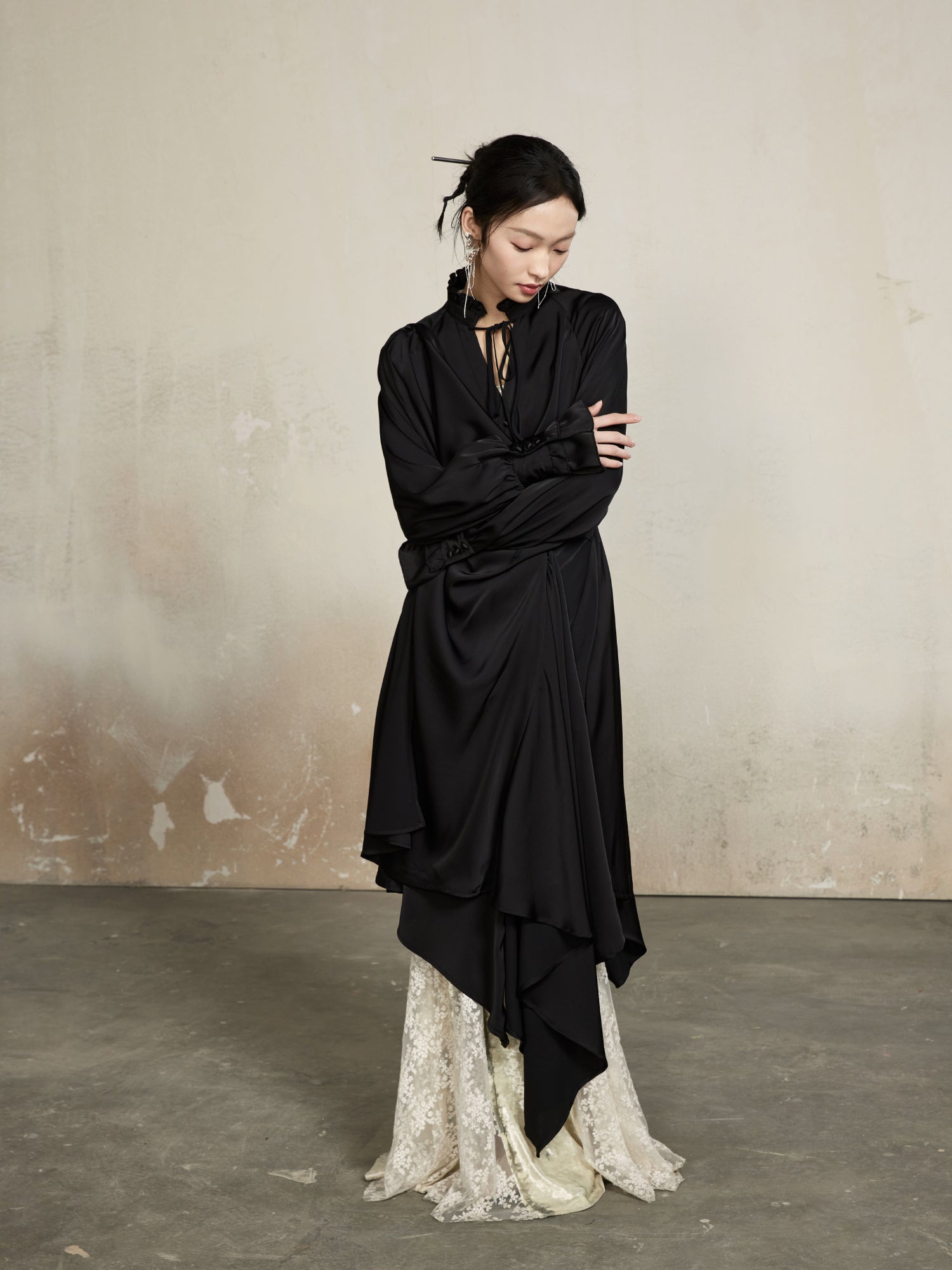 Drape Classy Nichi Oversize Thin Asymmetry Long-Shirt