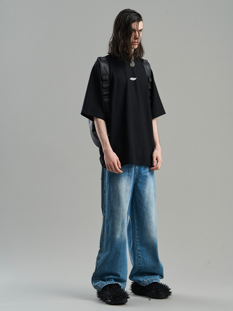 Ein-Punkte-Oversize-Oversize-Casos-einfaches T-Shirt