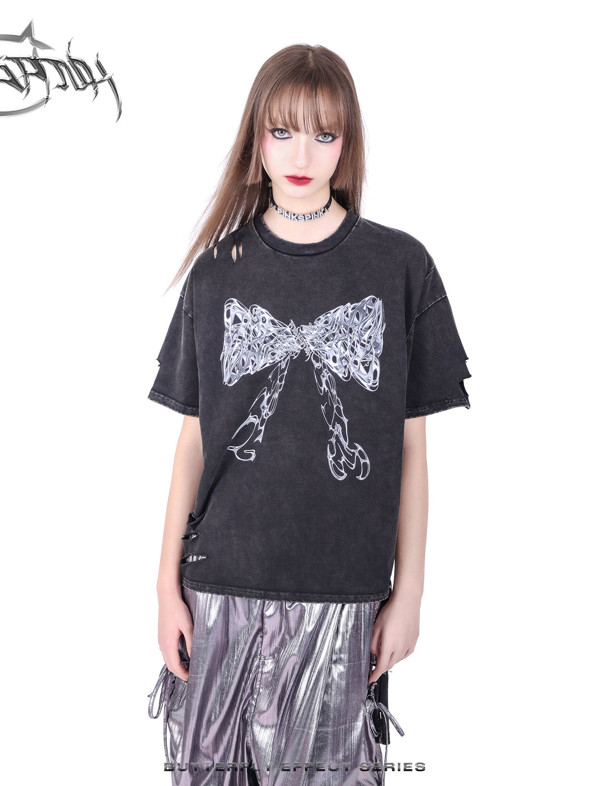 T-shirt Punk surdimensionné coupé le côté Nichi Ribbon