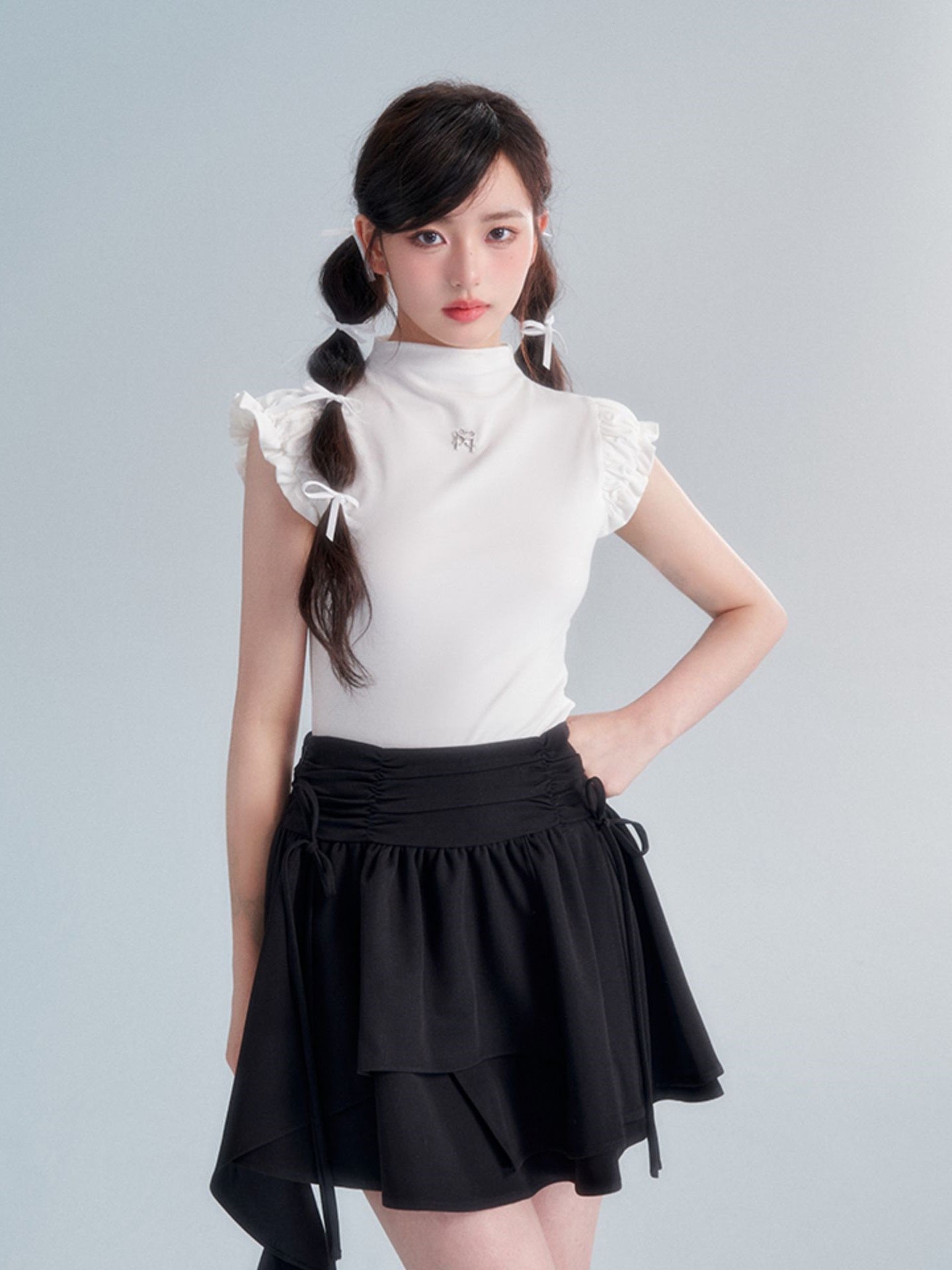 Bottle-neck Frill French-sleeve Classic Tops