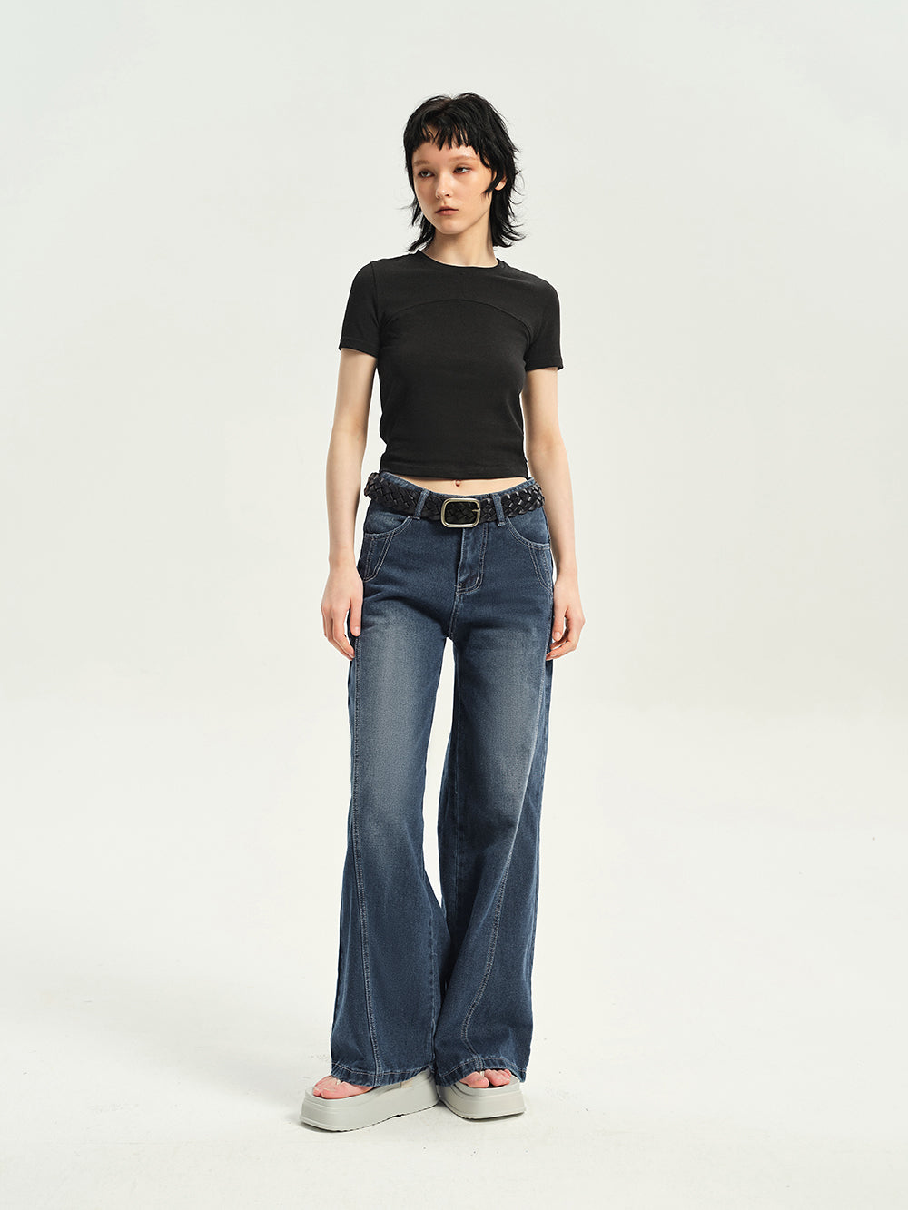 Crew-neck Cropped Plain T-shirt