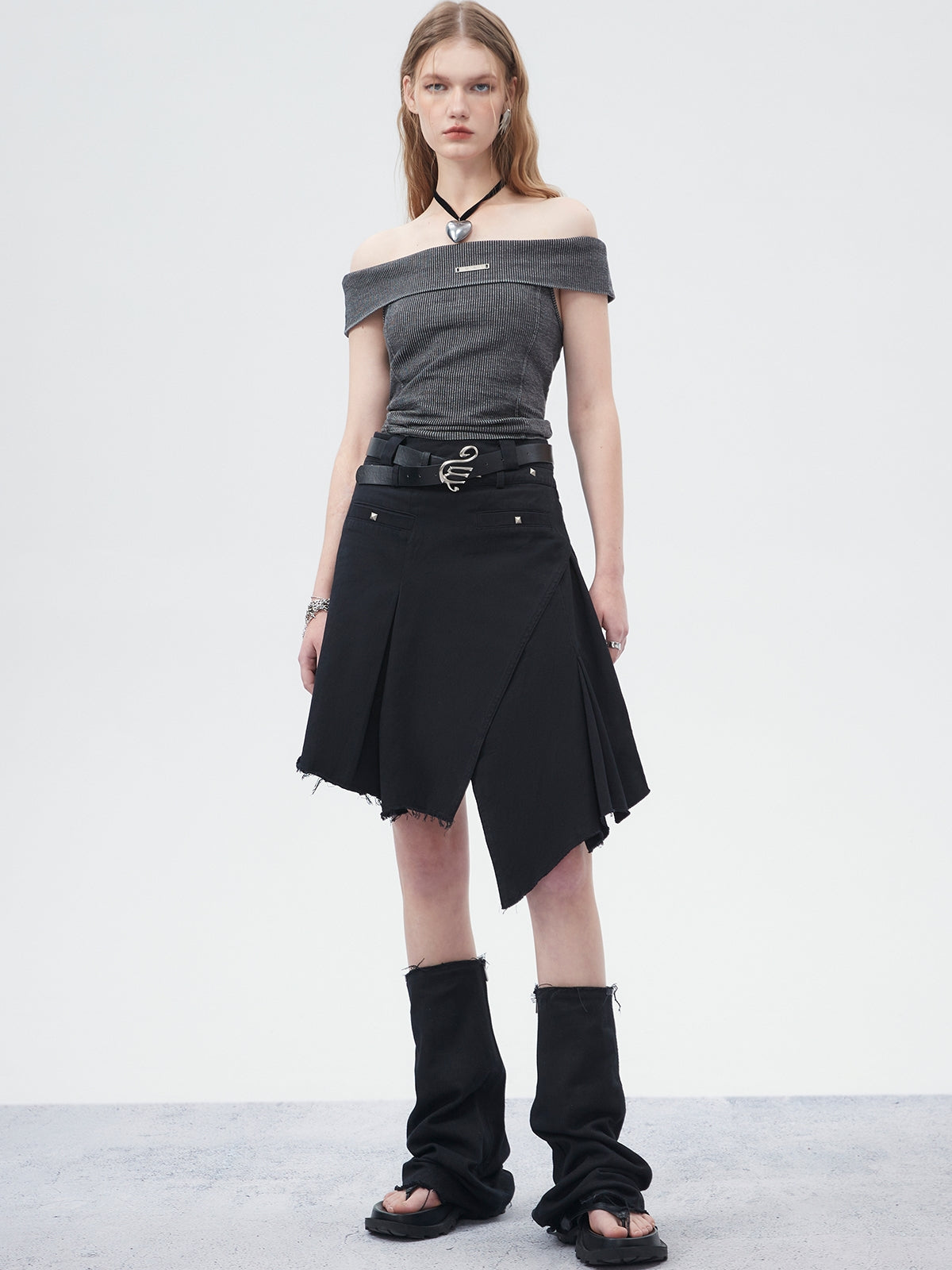 Asymmetry Damage Cut-Off Skirt