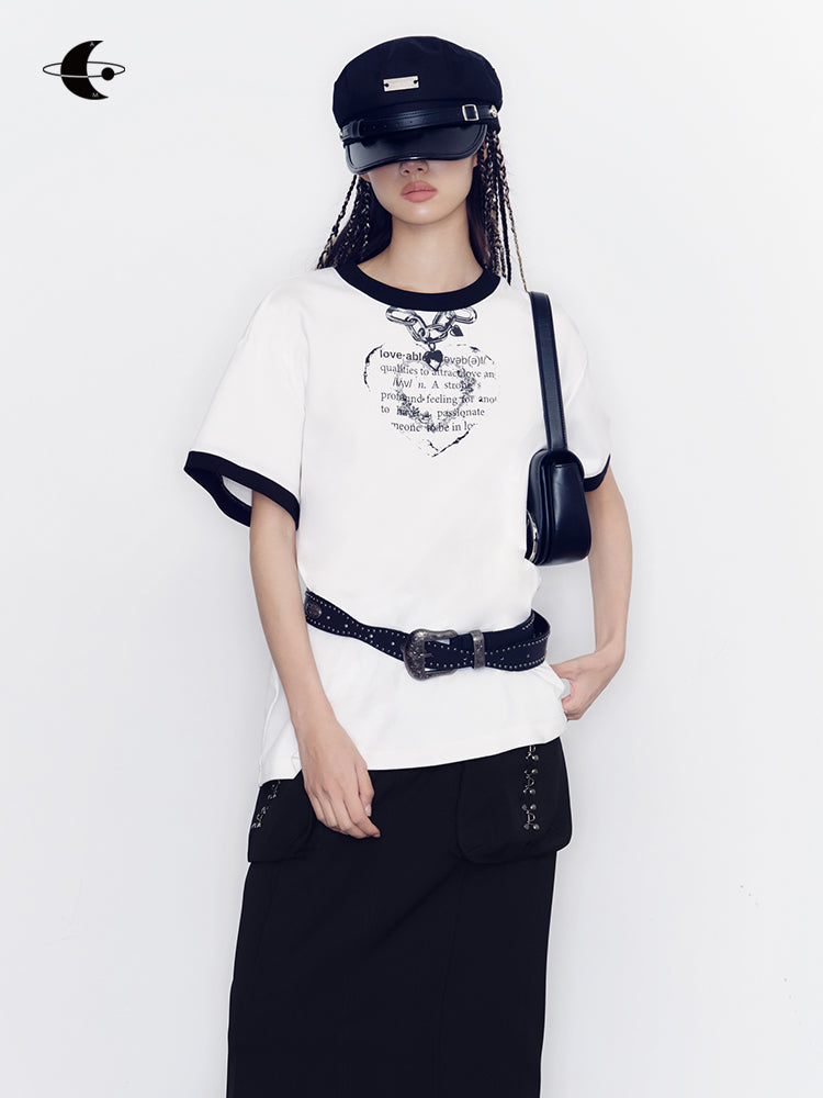 T-shirt monotone silhouette de faux-cou de coeur