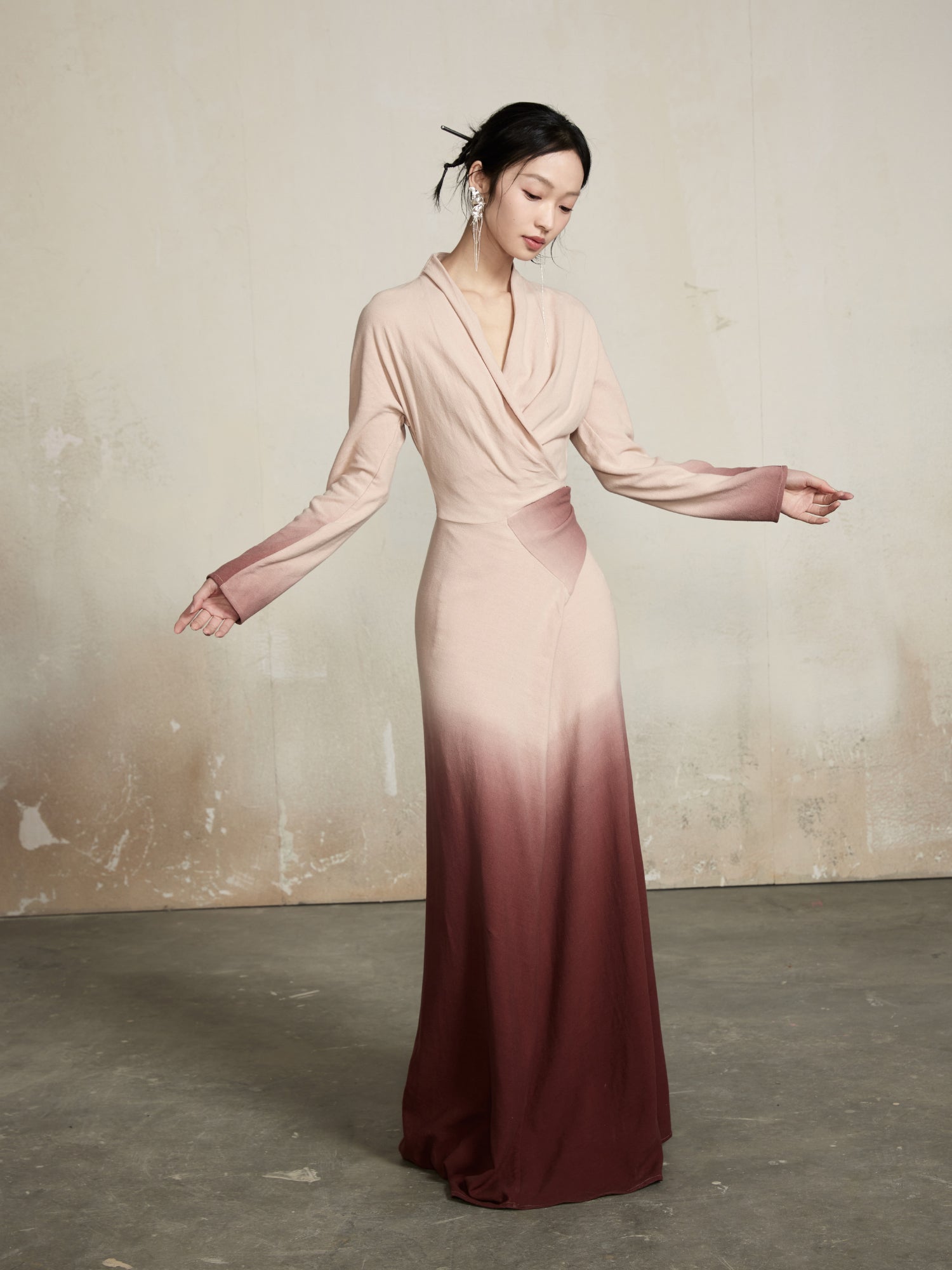 Cache-Coeur Classy Gradation Slim Elegant Long One-Piece